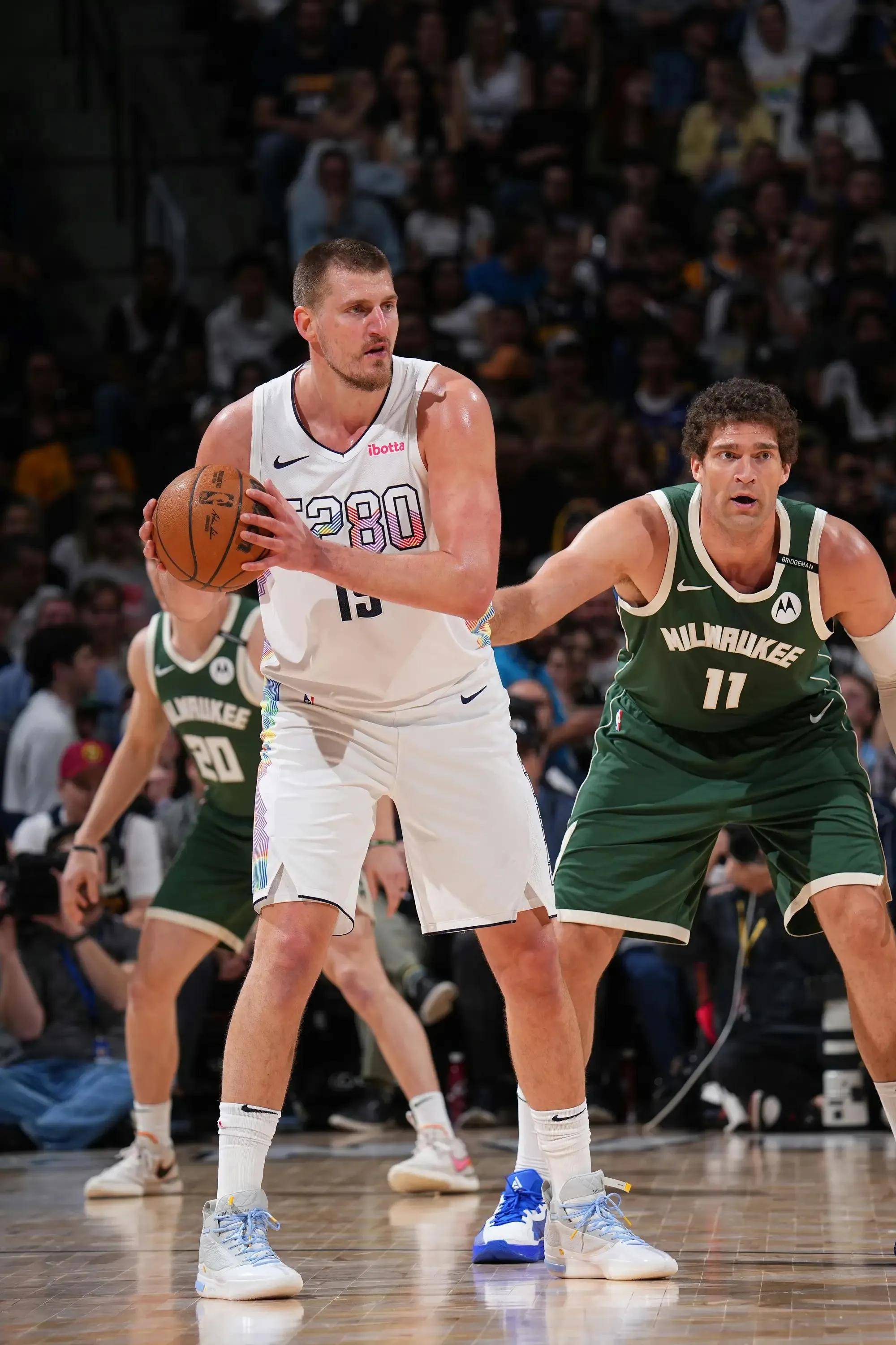 命的背景下 命的背景下