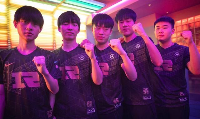 时刻更愿意 时刻更愿意