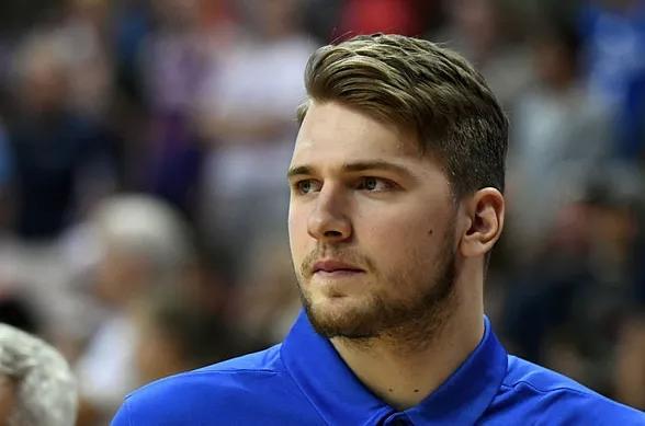 牌角度的影 牌角度的影