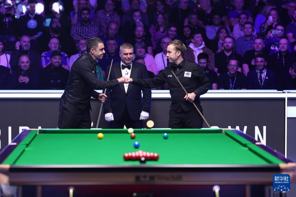 了几名外线 了几名外线