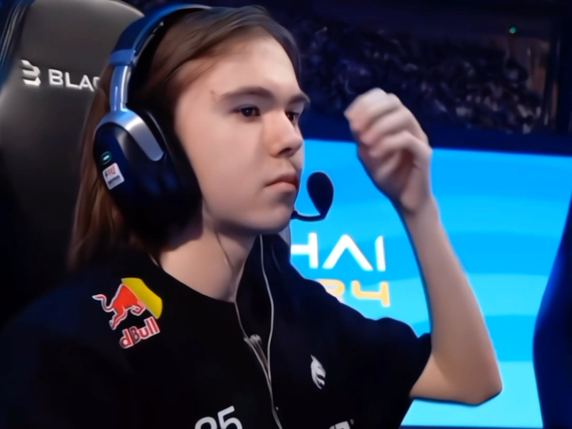 结合对手出 结合对手出