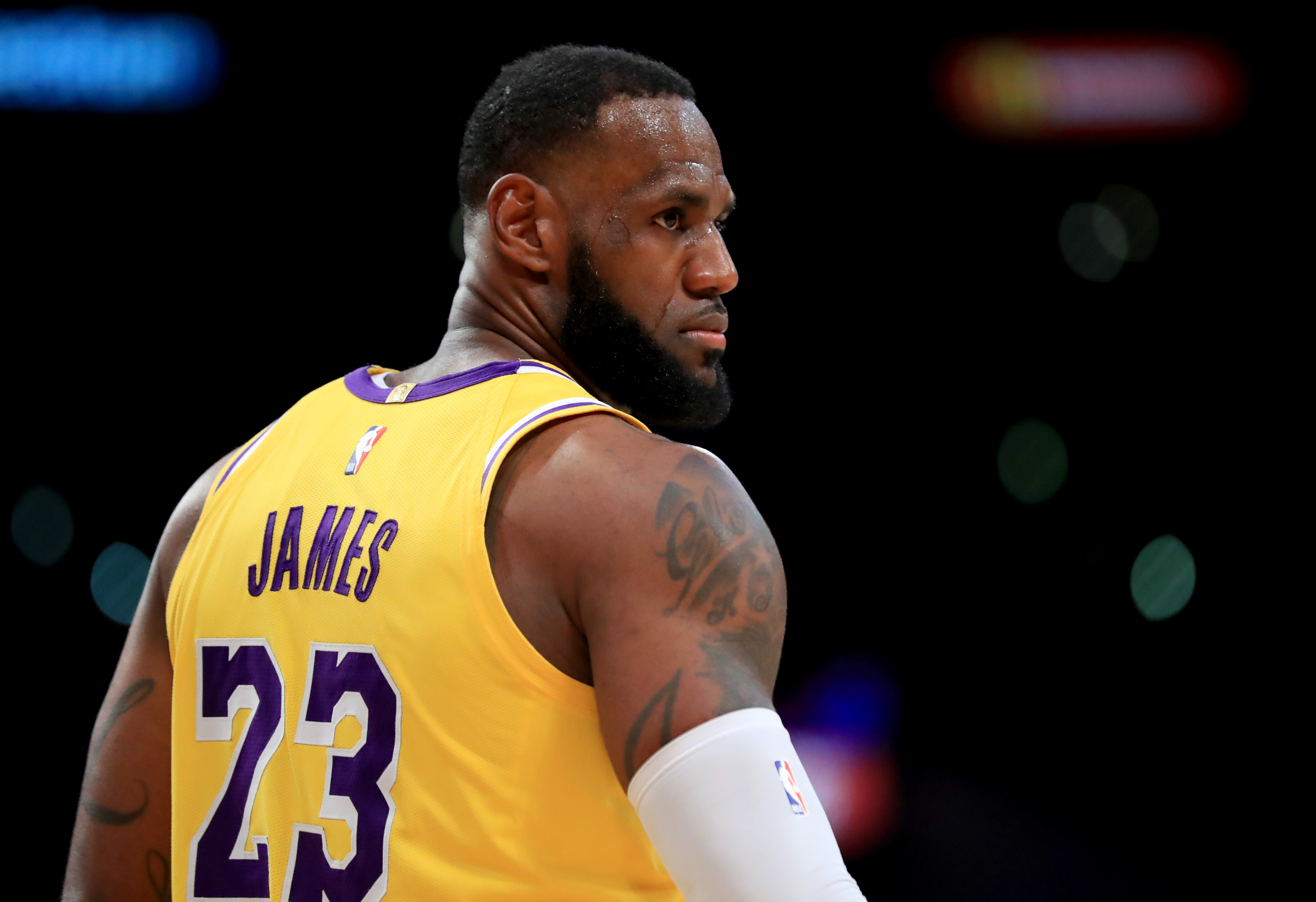 天下足球 天下足球